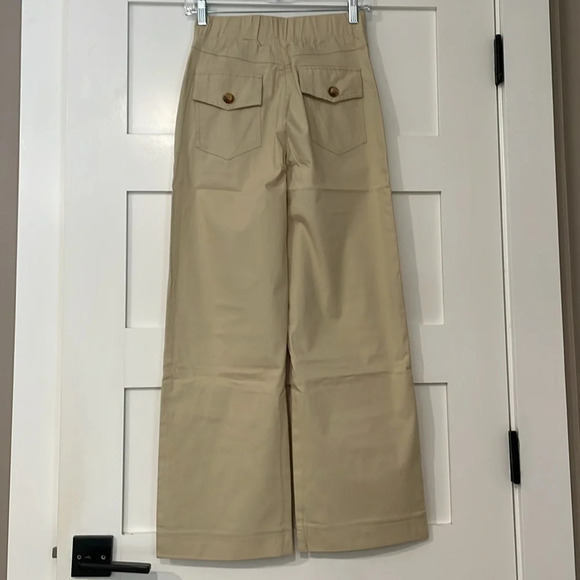 NWOT Wide Leg Cropped Khaki Tan Elastic Waist Pull On Casual Pants Size S - Picture 3 of 7
